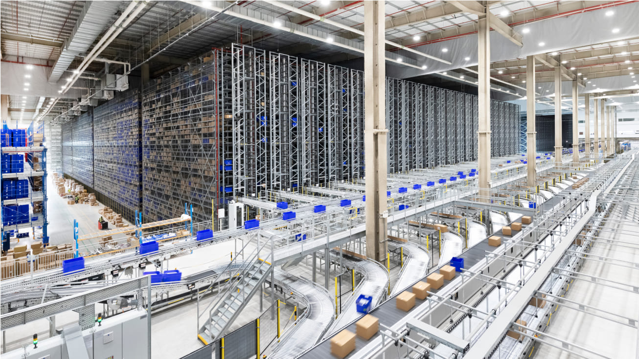 “Touch-less” Warehousing… a step closer to “Lights-off” Warehousing